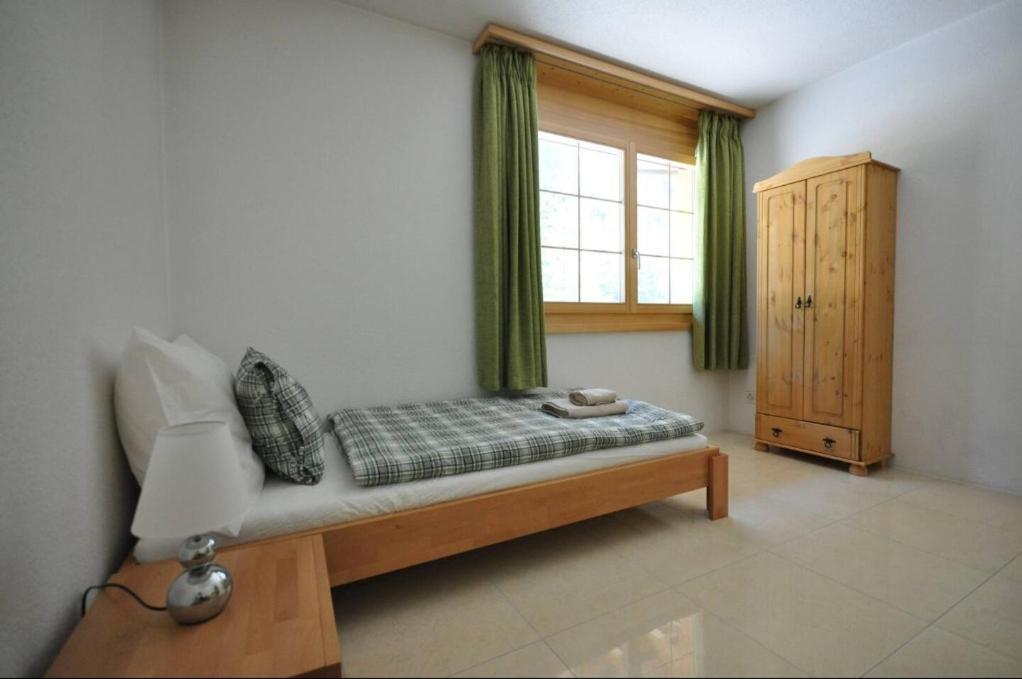 Family Frame Apartment Lauterbrunnen Bagian luar foto
