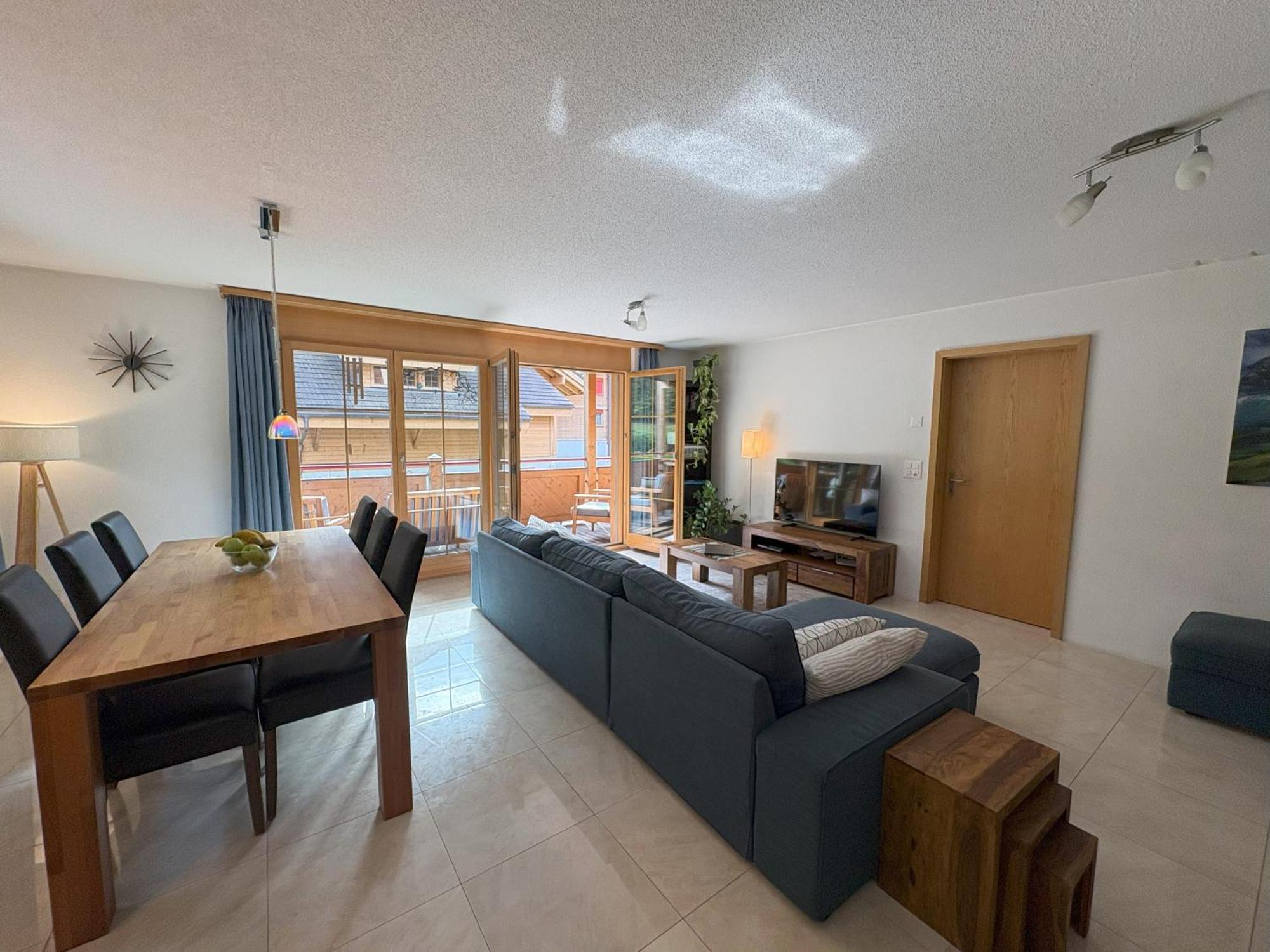 Family Frame Apartment Lauterbrunnen Bagian luar foto